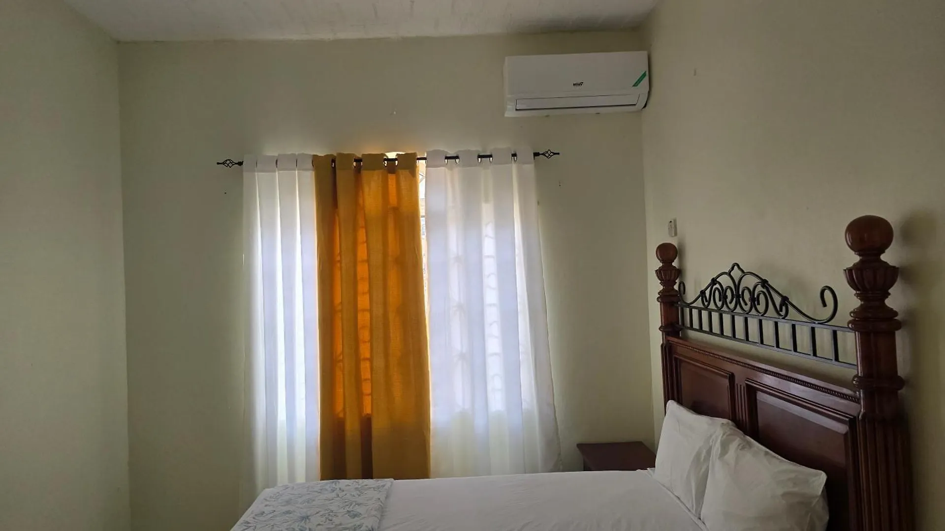 Wizzy Apartment White River Ocho Rios Jamaica
