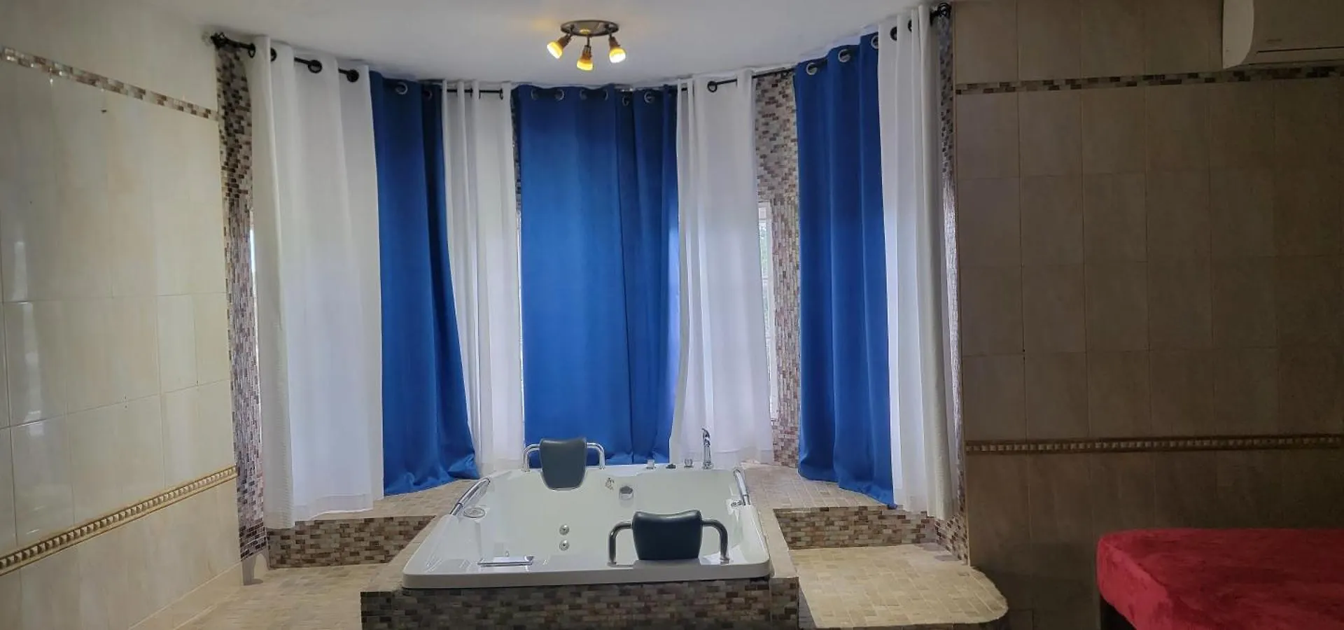 Wizzy Apartment White River 오쵸 리오스
